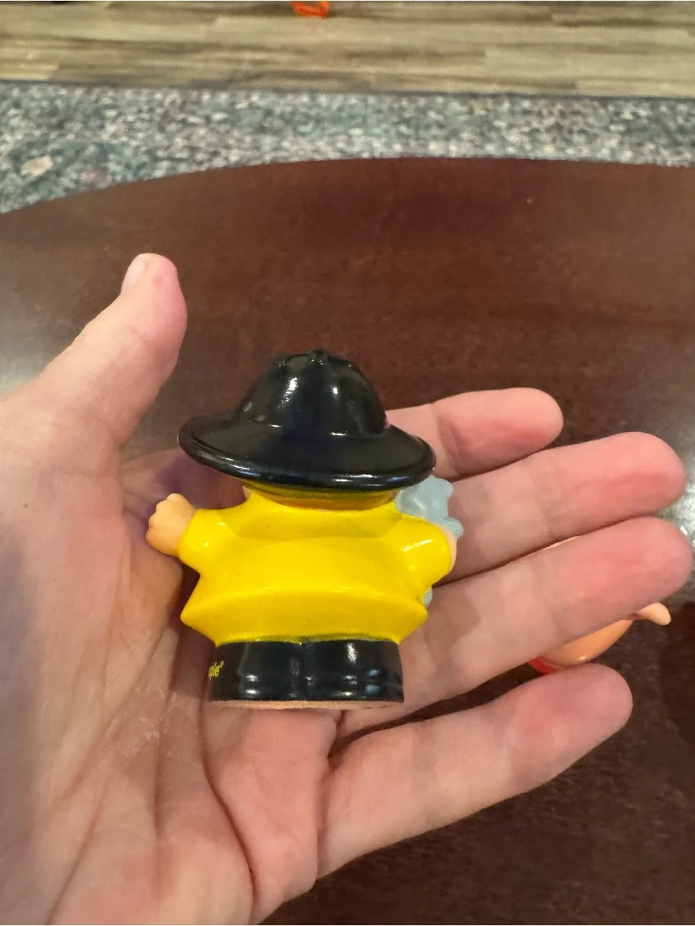 Fisher-Price Yellow Firefighter with Cat Figure with Black Hat and Red Belt 2009